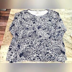 Chico’s The Ultimate Tee Size 3 XL Navy Floral 100% Cotton T-Shirt Top